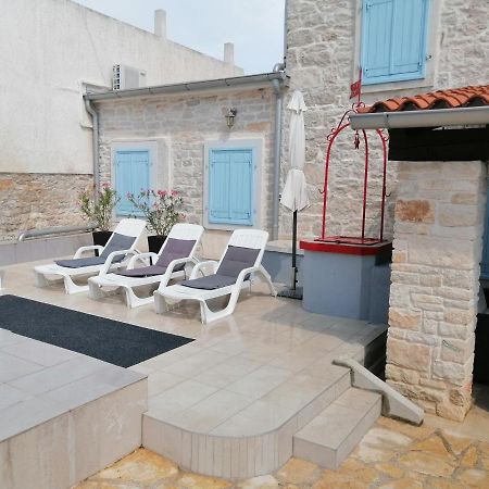 Holiday Home Peruški Esterno foto