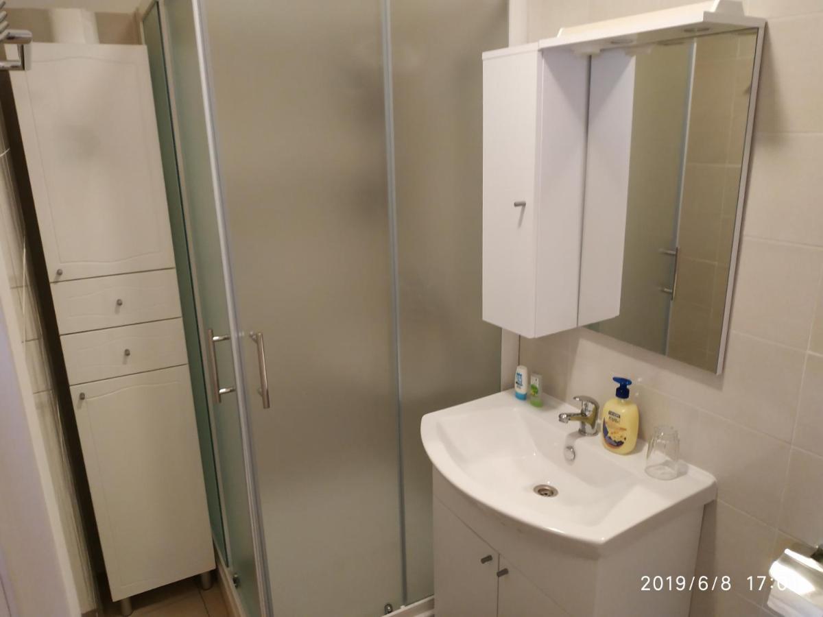 Holiday Home Peruški Esterno foto